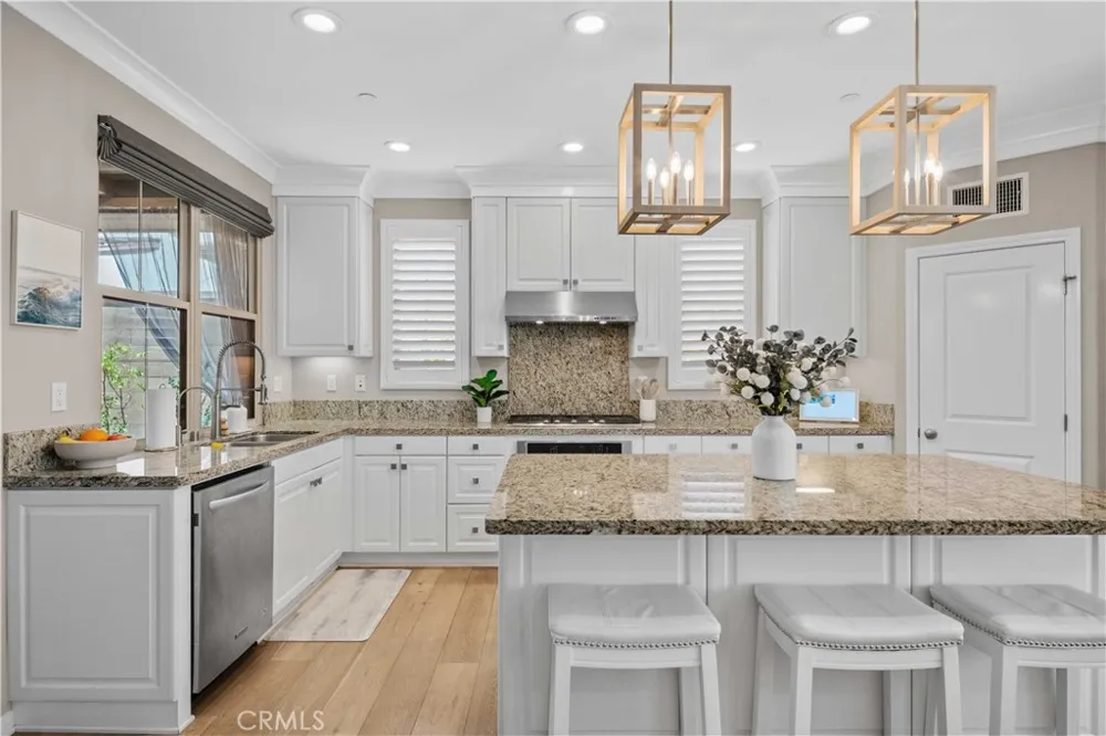 81 Cactus Flower Irvine, CA 92620
