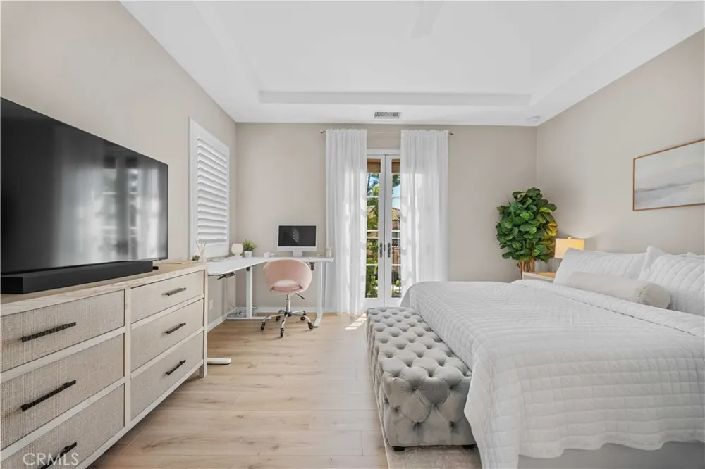 81 Cactus Flower Irvine, CA 92620