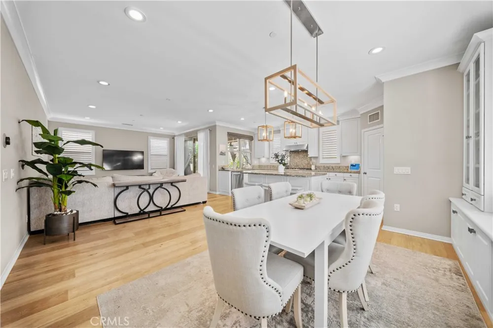 81 Cactus Flower Irvine, CA 92620