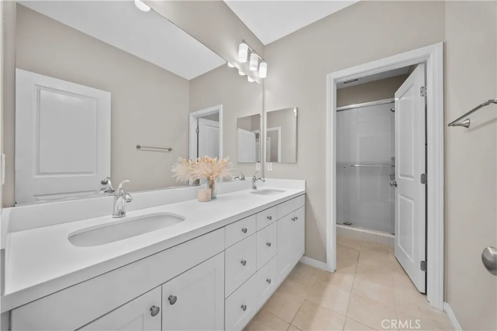 81 Cactus Flower Irvine, CA 92620