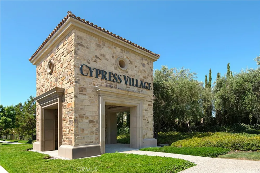 81 Cactus Flower Irvine, CA 92620