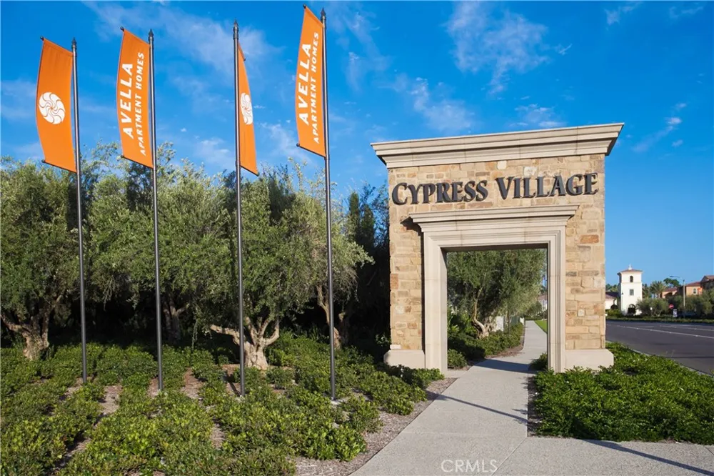 81 Cactus Flower Irvine, CA 92620