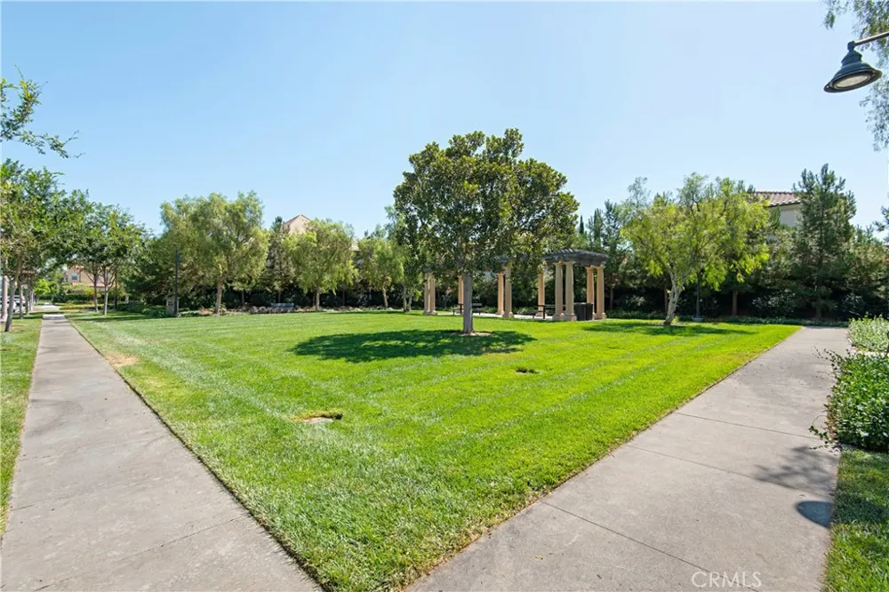 81 Cactus Flower Irvine, CA 92620