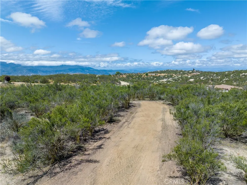 576 Derby Aguanga, CA 92536