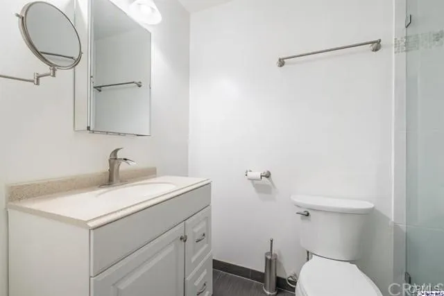601 E Orange Grove #103 Burbank, CA 91501