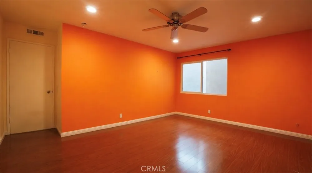 601 E Orange Grove #103 Burbank, CA 91501