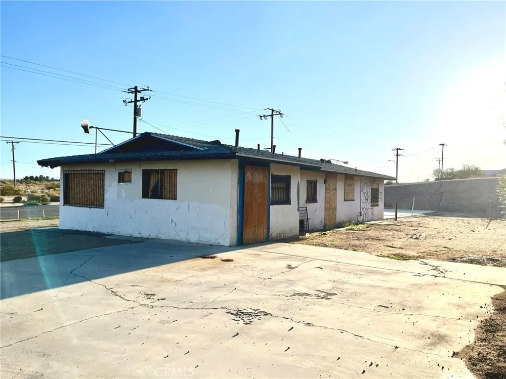 15720 Mojave Drive Victorville, CA 92394