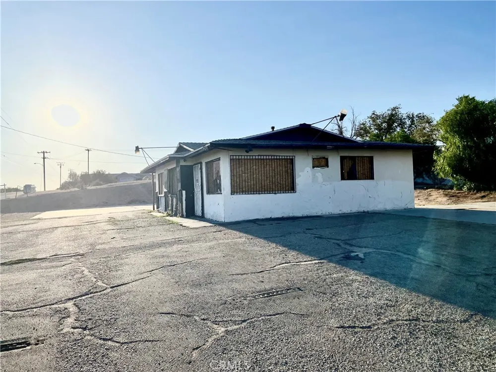 15720 Mojave Drive Victorville, CA 92394