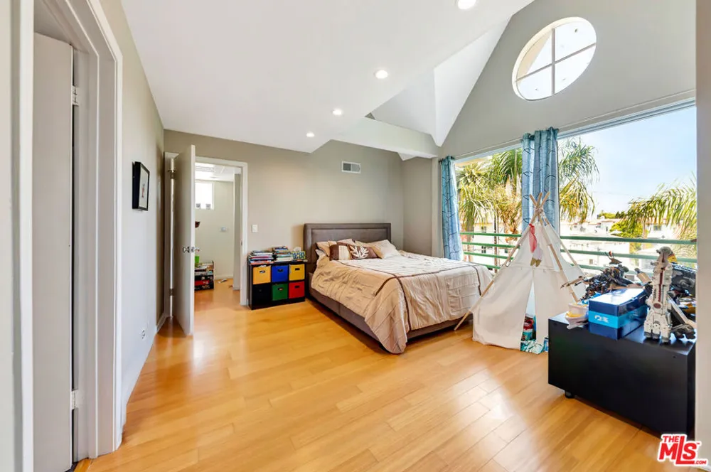 511 Washington Avenue Santa Monica, CA 90403