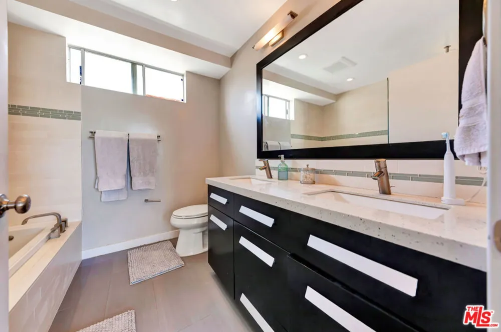 511 Washington Avenue Santa Monica, CA 90403