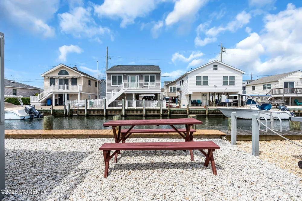 208 Mallard Lane Lavallette, NJ 08735