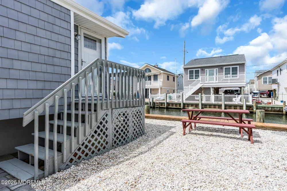 208 Mallard Lane Lavallette, NJ 08735