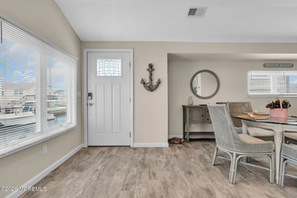 208 Mallard Lane Lavallette, NJ 08735