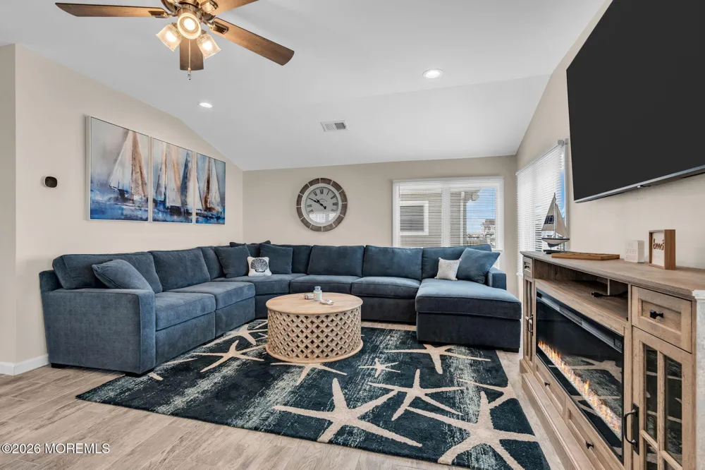 208 Mallard Lane Lavallette, NJ 08735