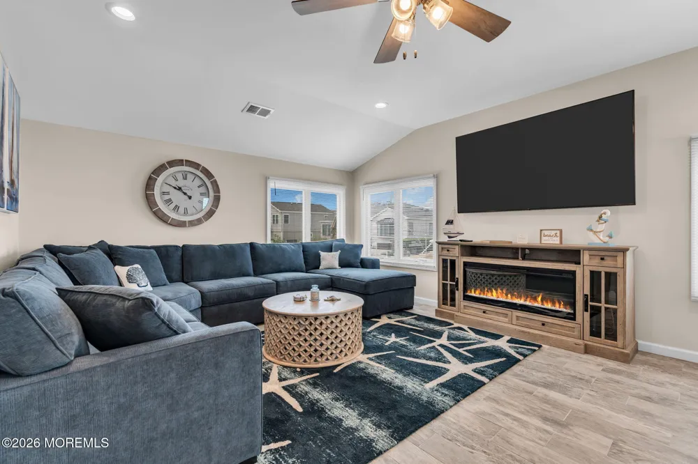 208 Mallard Lane Lavallette, NJ 08735