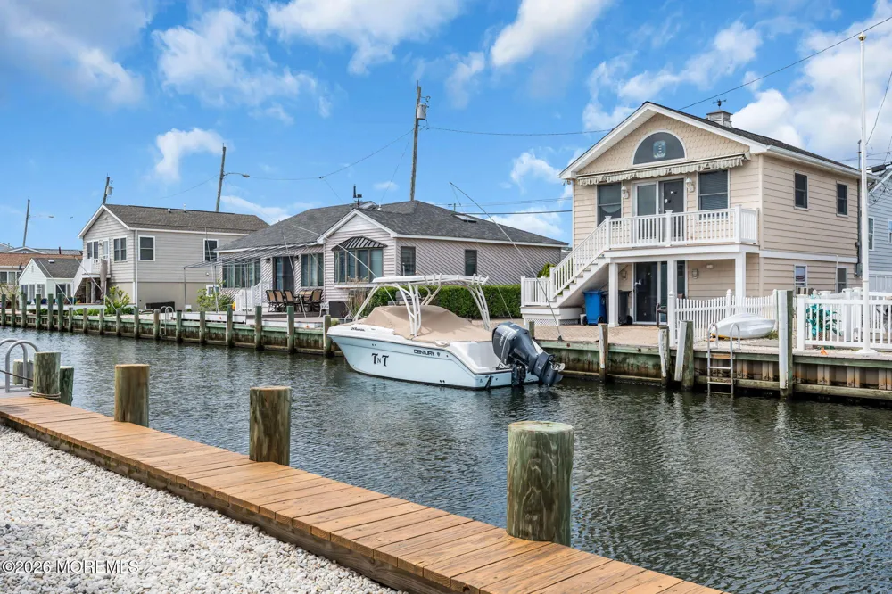 208 Mallard Lane Lavallette, NJ 08735