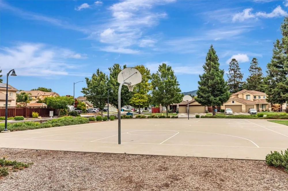 9632 Cherrywood Court Gilroy, CA 95020