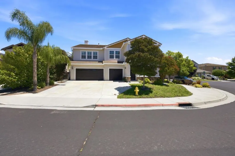 9632 Cherrywood Court Gilroy, CA 95020