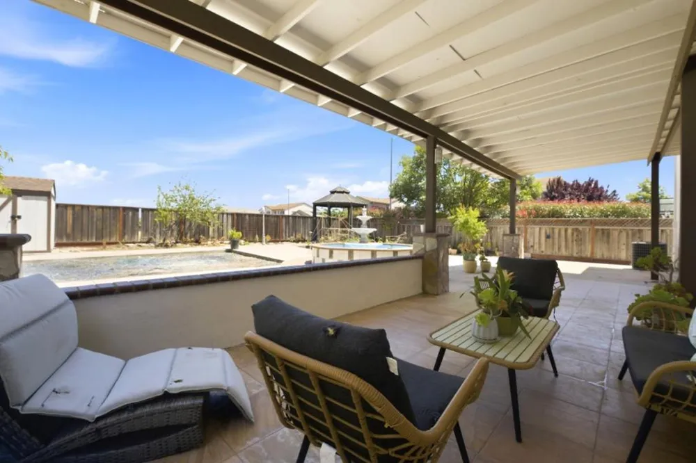 9632 Cherrywood Court Gilroy, CA 95020