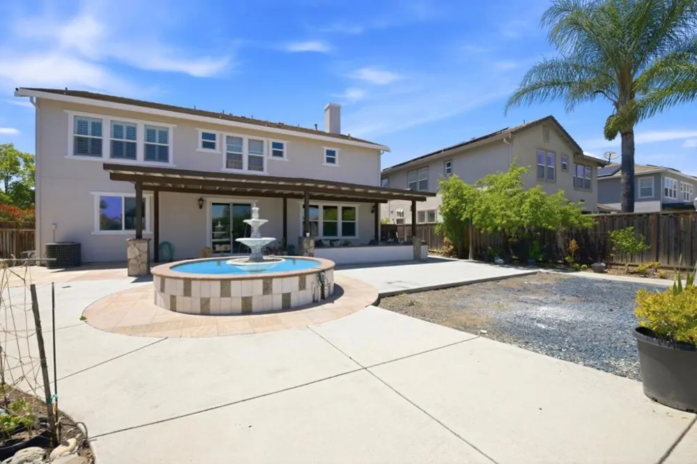 9632 Cherrywood Court Gilroy, CA 95020