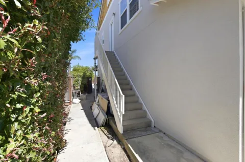 9632 Cherrywood Court