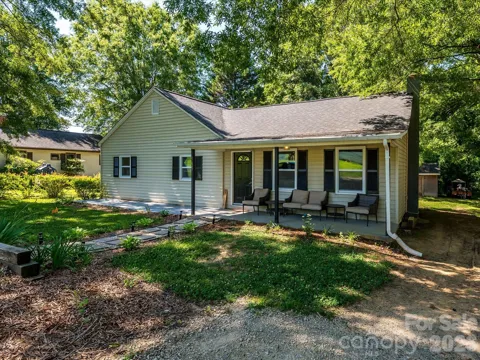 1620 Blueberry Street