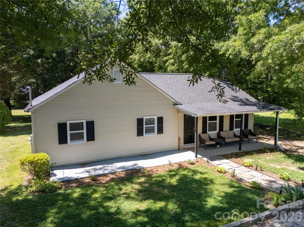 1620 Blueberry Street Mount Pleasant, NC 28124