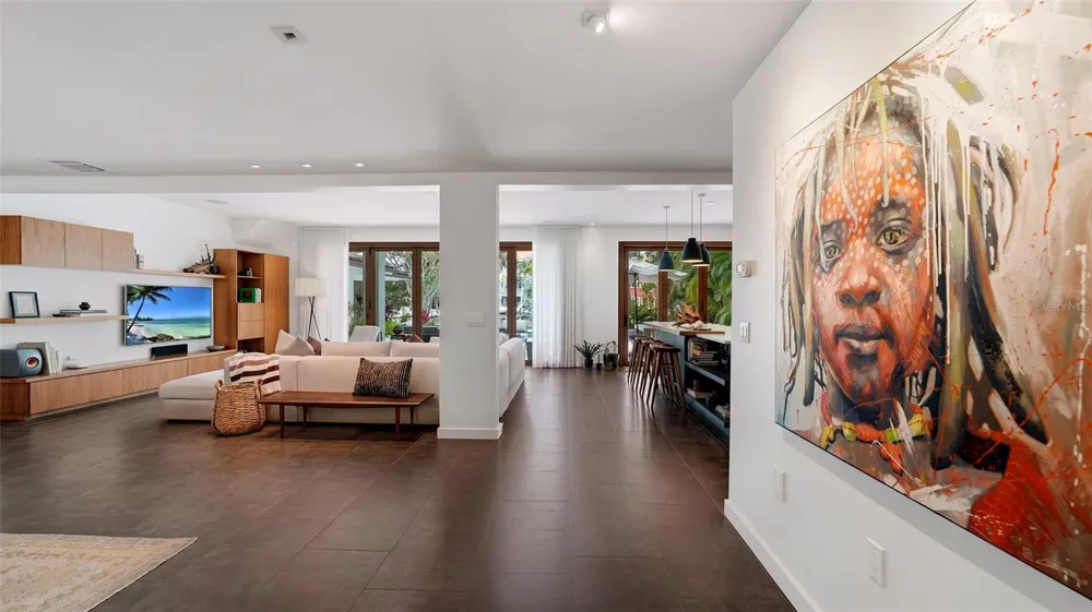 541 S WASHINGTON DRIVE Sarasota, FL 34236