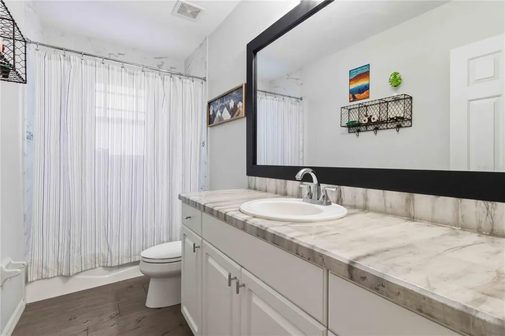2869 BAYSHORE TRAILS DRIVE Tampa, FL 33611