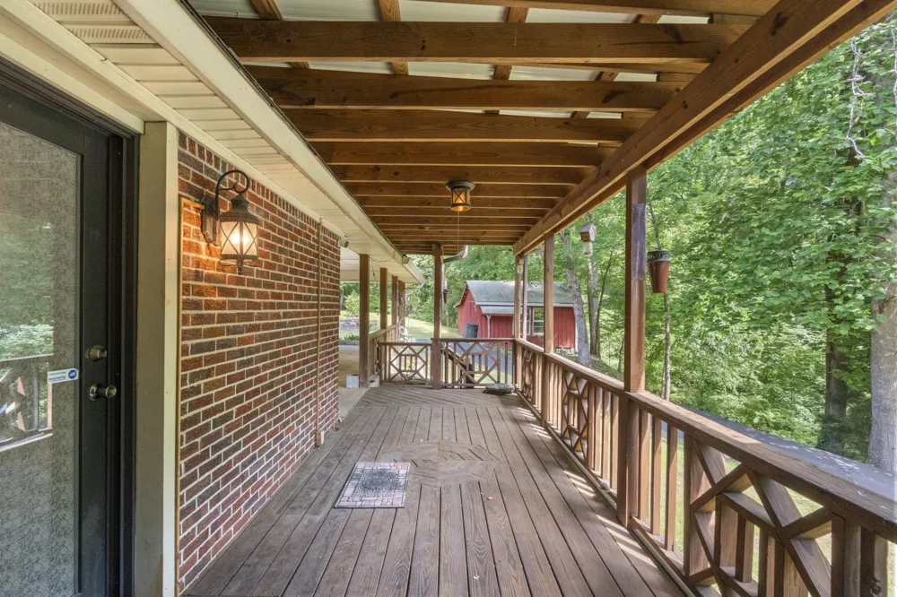 498 Highway 100 Centerville, TN 37033