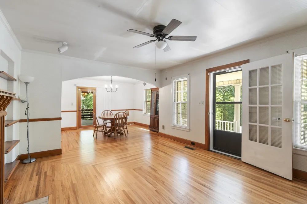 498 Highway 100 Centerville, TN 37033