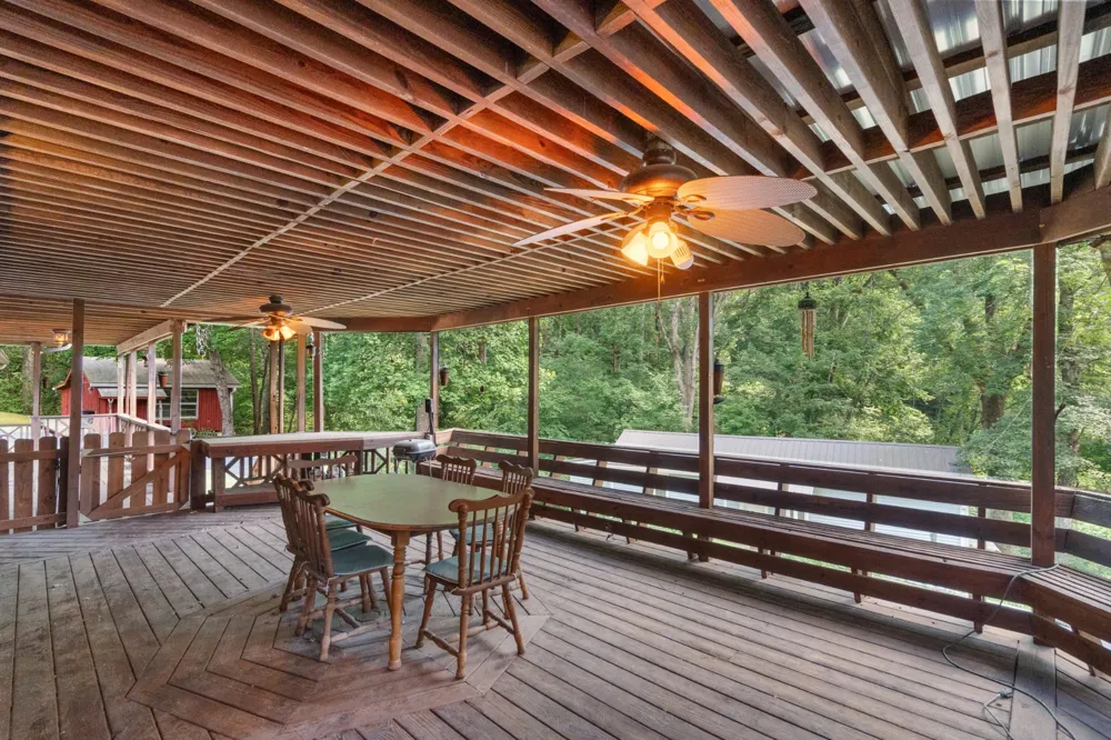 498 Highway 100 Centerville, TN 37033