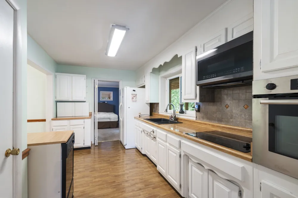 498 Highway 100 Centerville, TN 37033