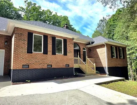 502 Shire Court