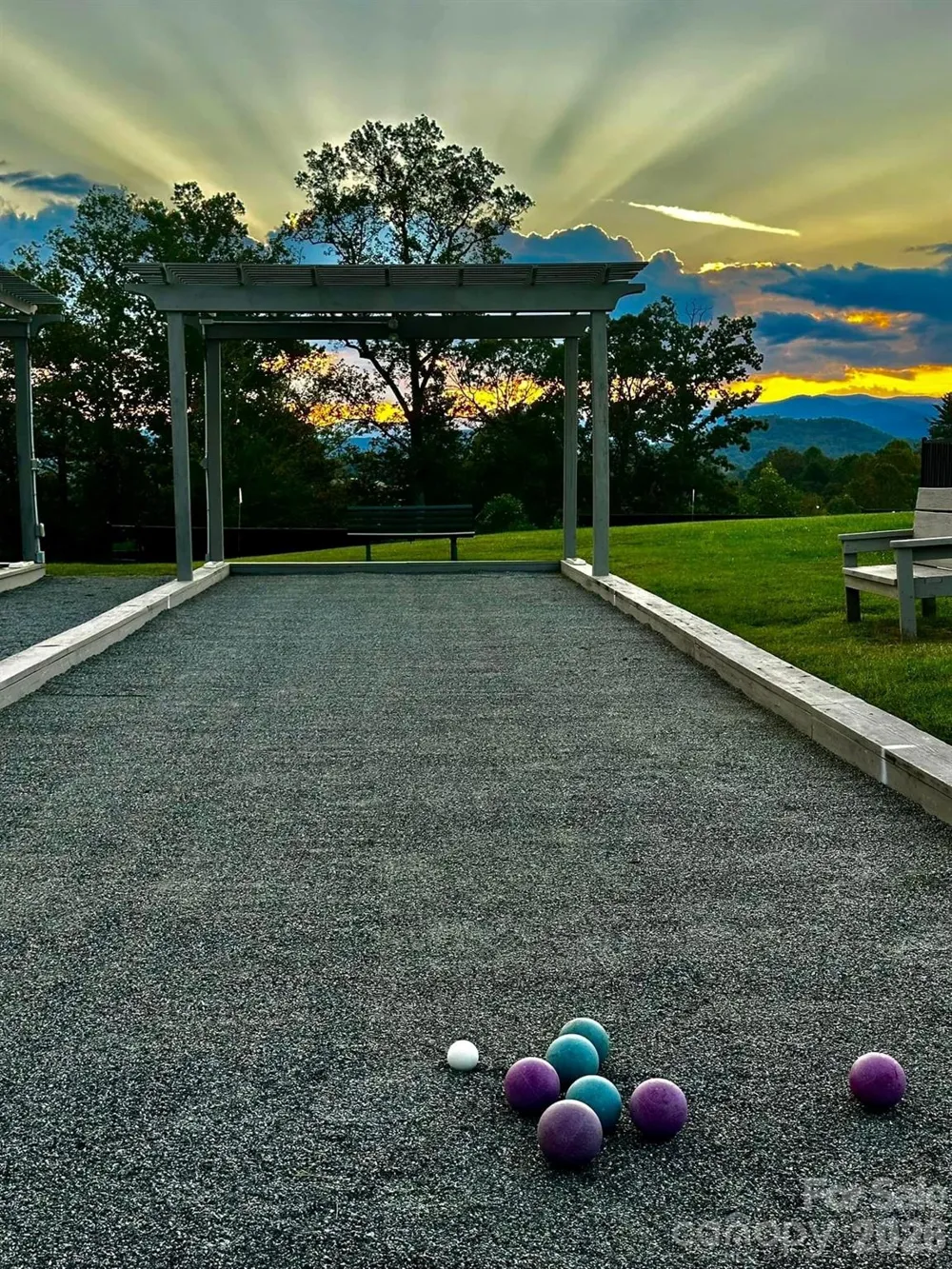 3121 Cove Loop Road Hendersonville, NC 28739