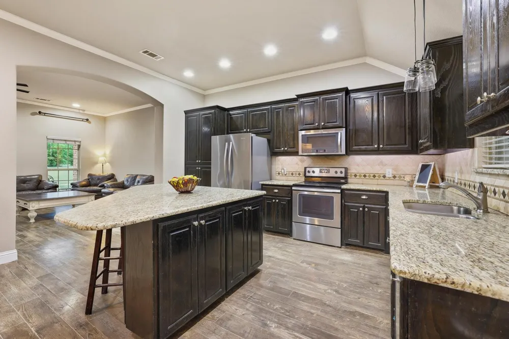 460 County Road 4421 Trenton, TX 75490