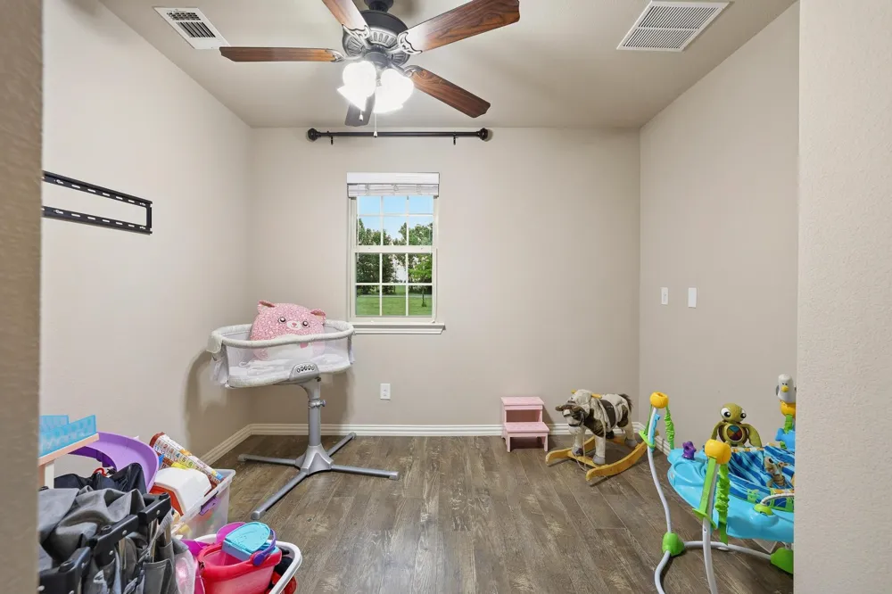 460 County Road 4421 Trenton, TX 75490