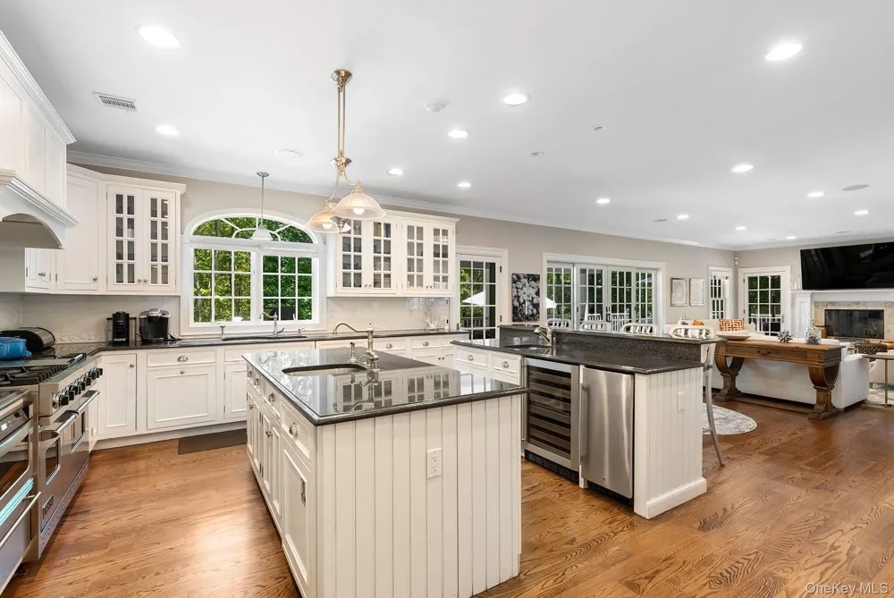 6 Woodruff Lane Bridgehampton, NY 11932