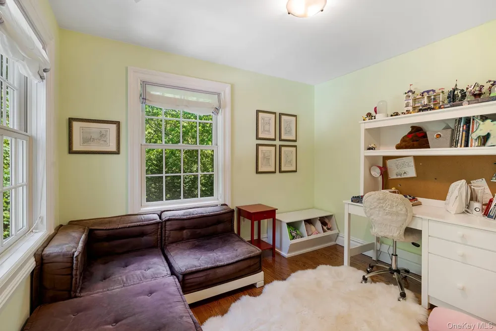 6 Woodruff Lane Bridgehampton, NY 11932