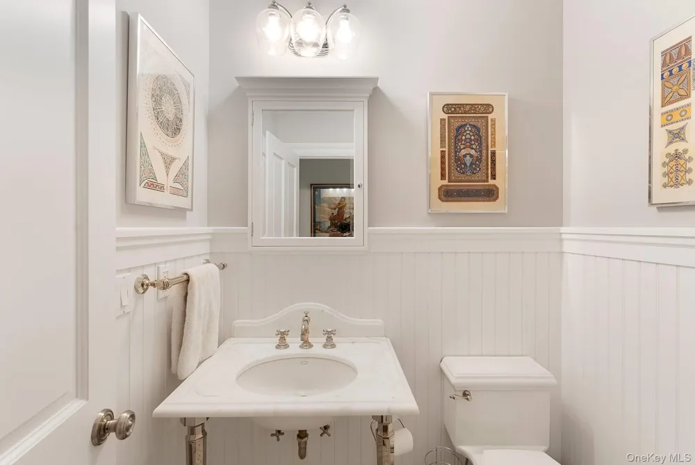 6 Woodruff Lane Bridgehampton, NY 11932