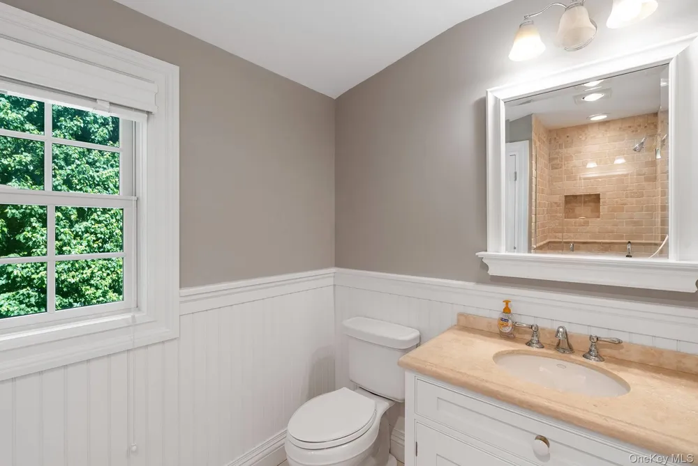 6 Woodruff Lane Bridgehampton, NY 11932