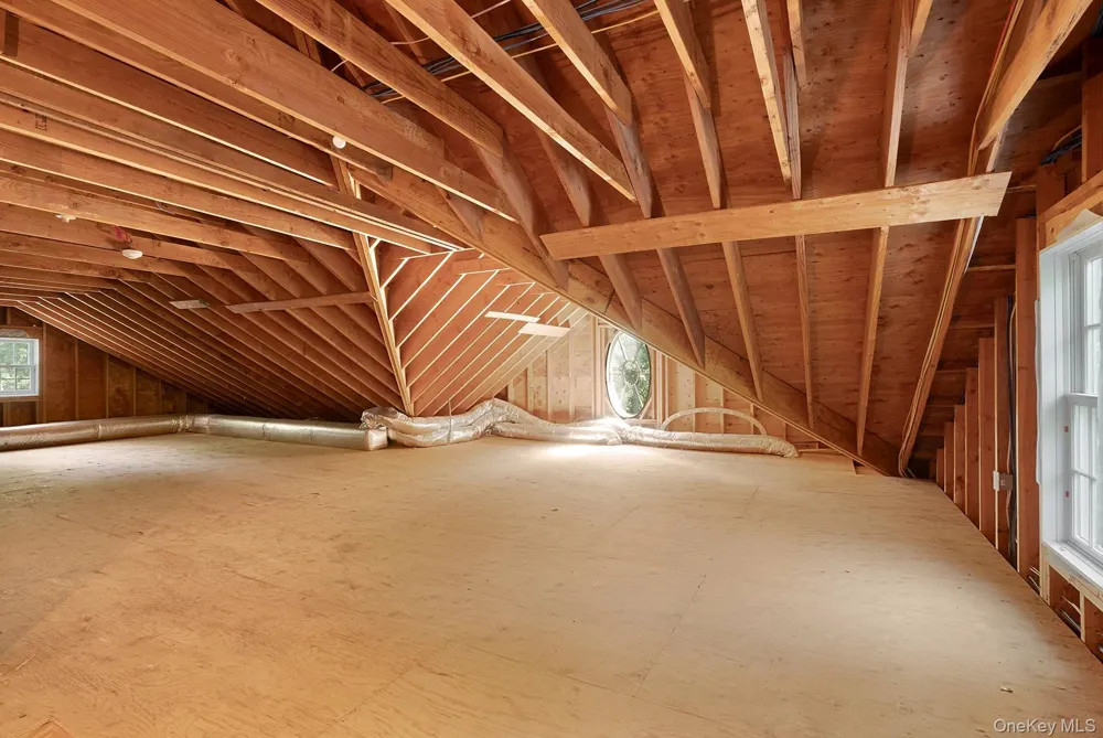 6 Woodruff Lane Bridgehampton, NY 11932