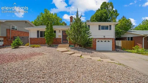 2406 Circle Drive