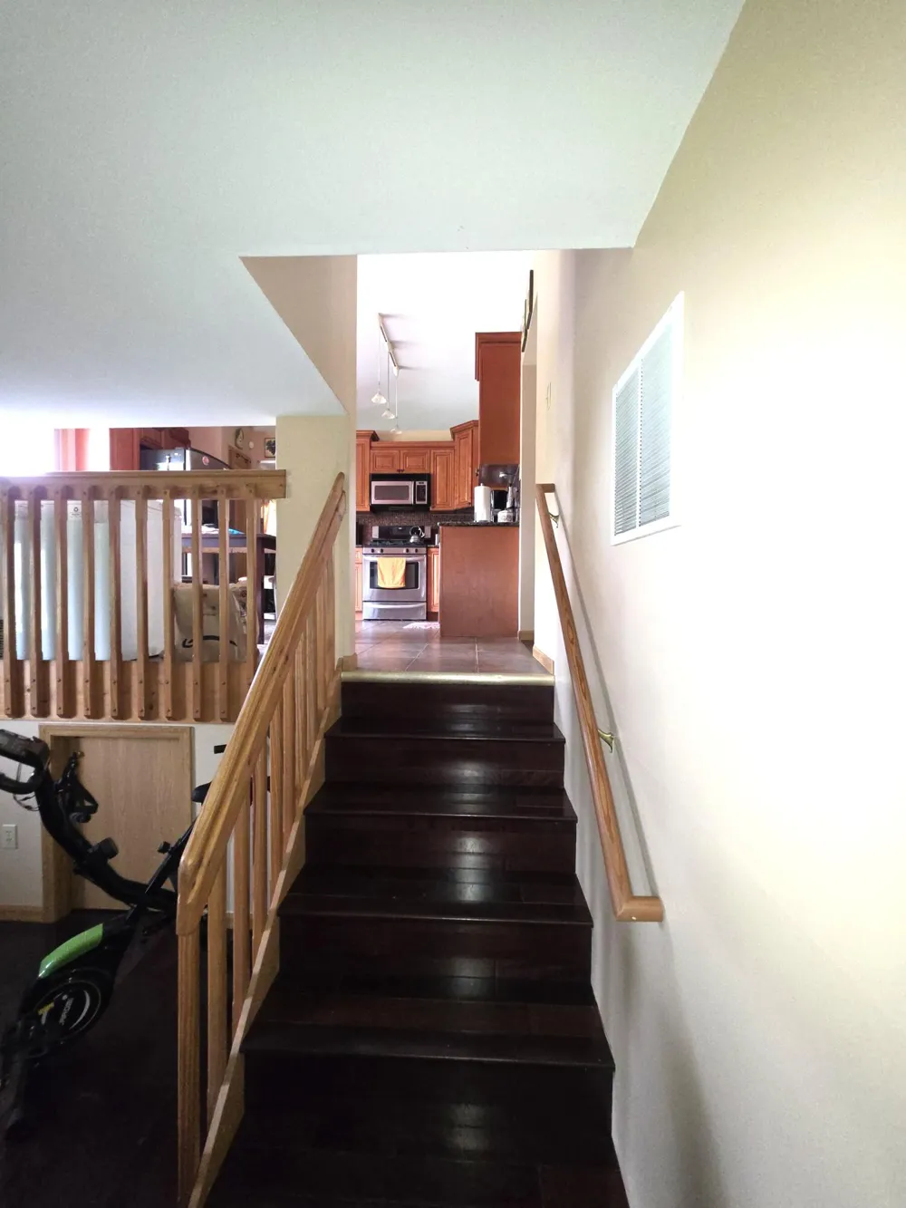 8389 Buchanan Street Merrillville, IN 46410