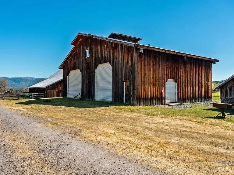 73001 Covelo Road Covelo, CA 95428