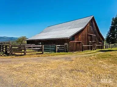 73001 Covelo Road Covelo, CA 95428