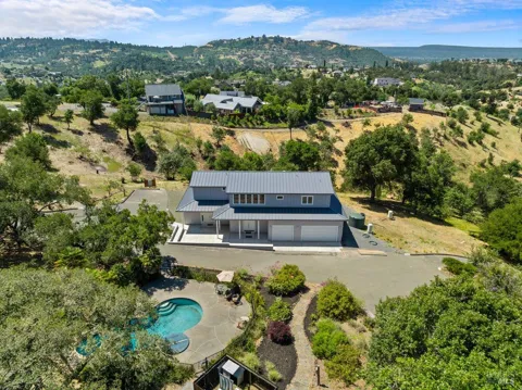 1616 Redwood Hill Road