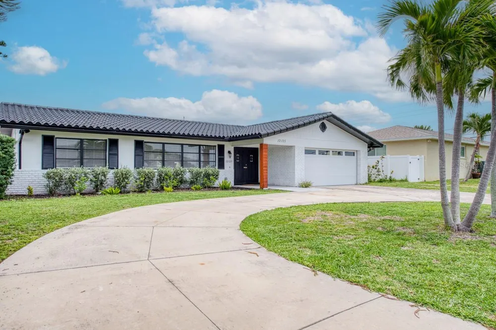 12125 6TH STREET E Treasure Island, FL 33706