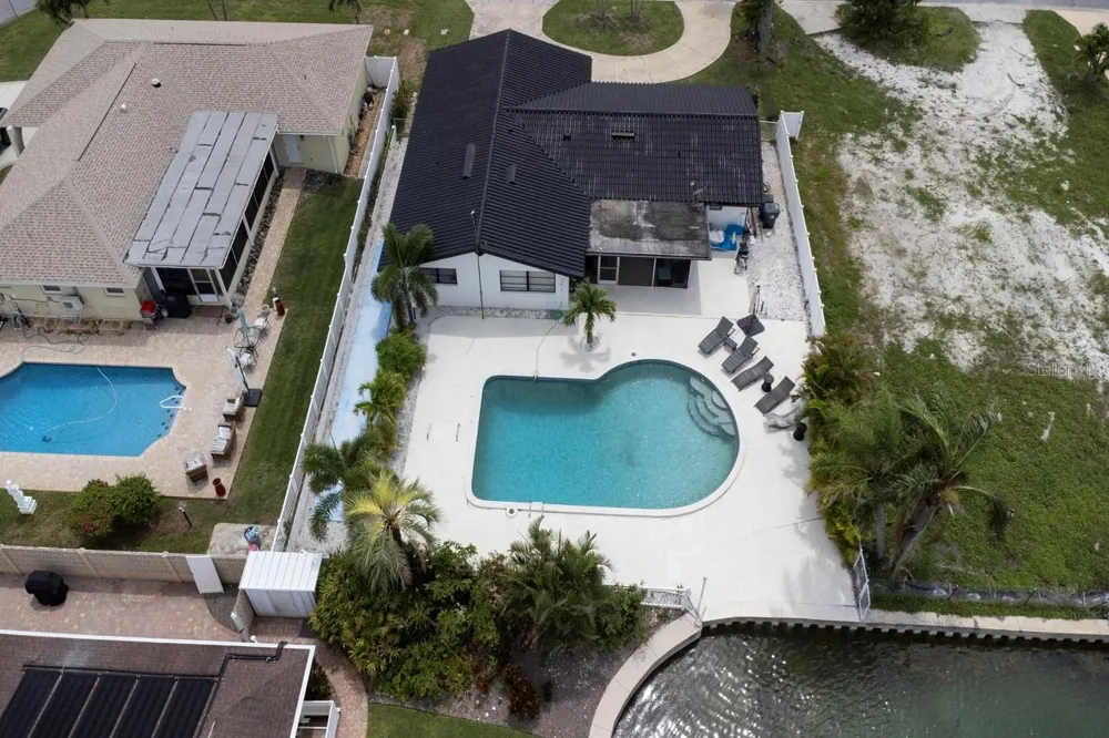 12125 6TH STREET E Treasure Island, FL 33706