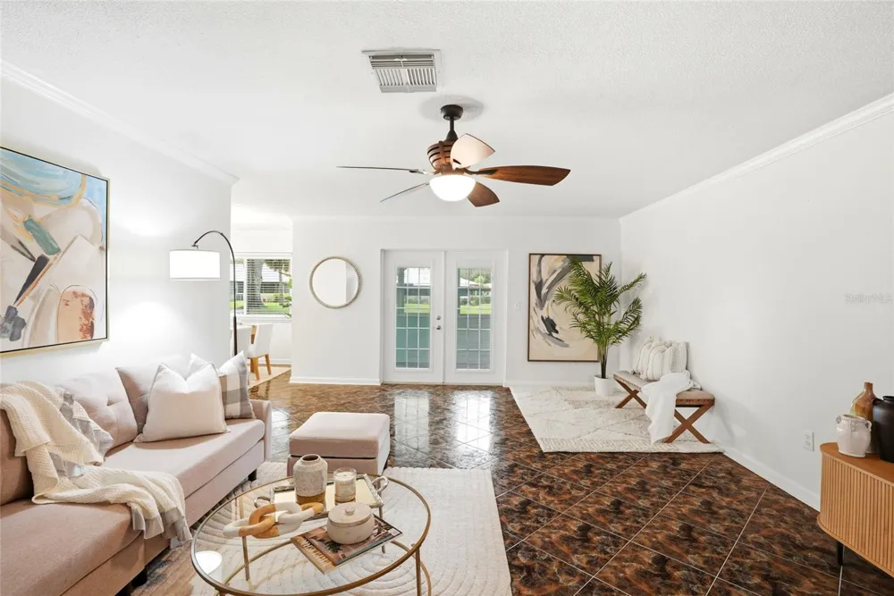 1208 14TH CIRCLE SE Largo, FL 33771